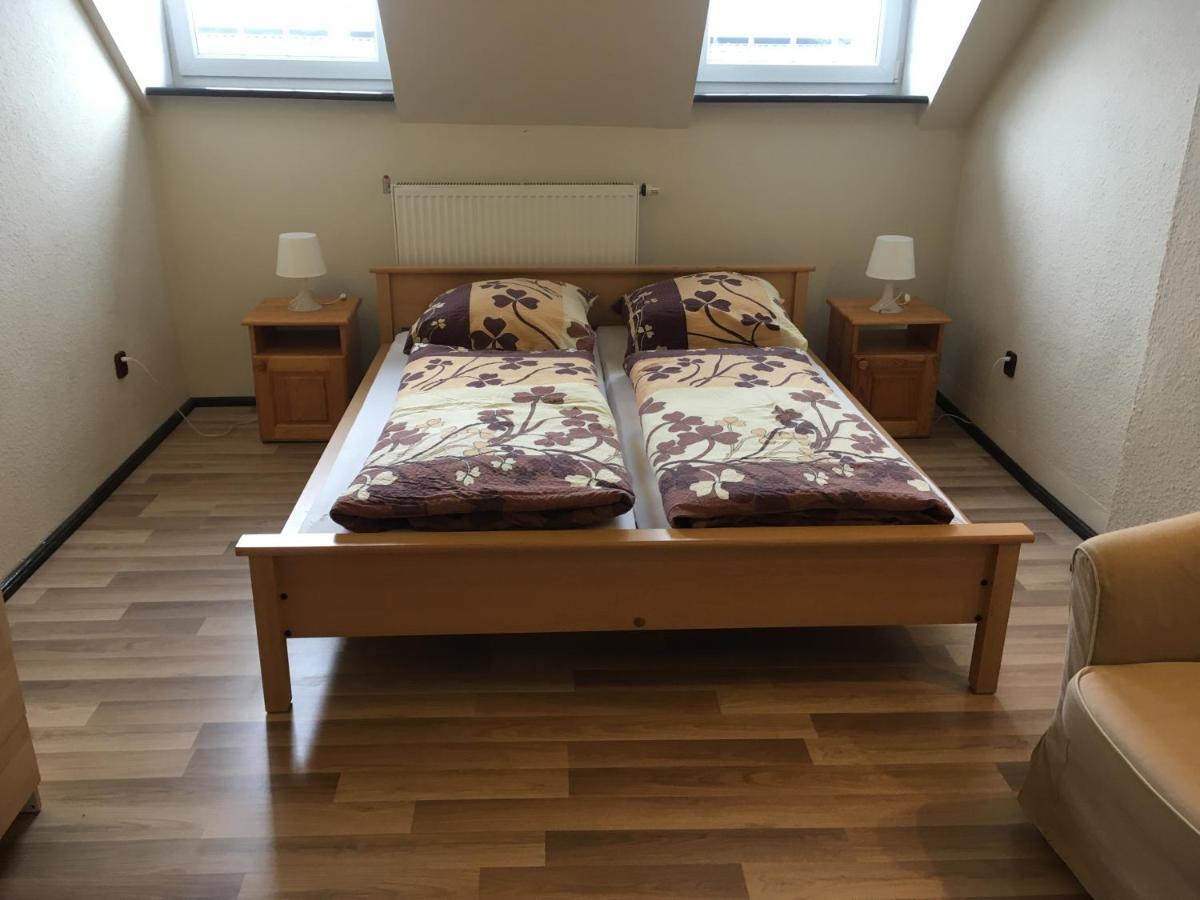 Pokoje Goscinne Na Podzamczu Ujście-Darłowskie Buitenkant foto